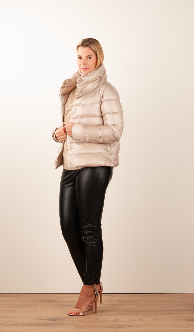 Daunenjacke Beige